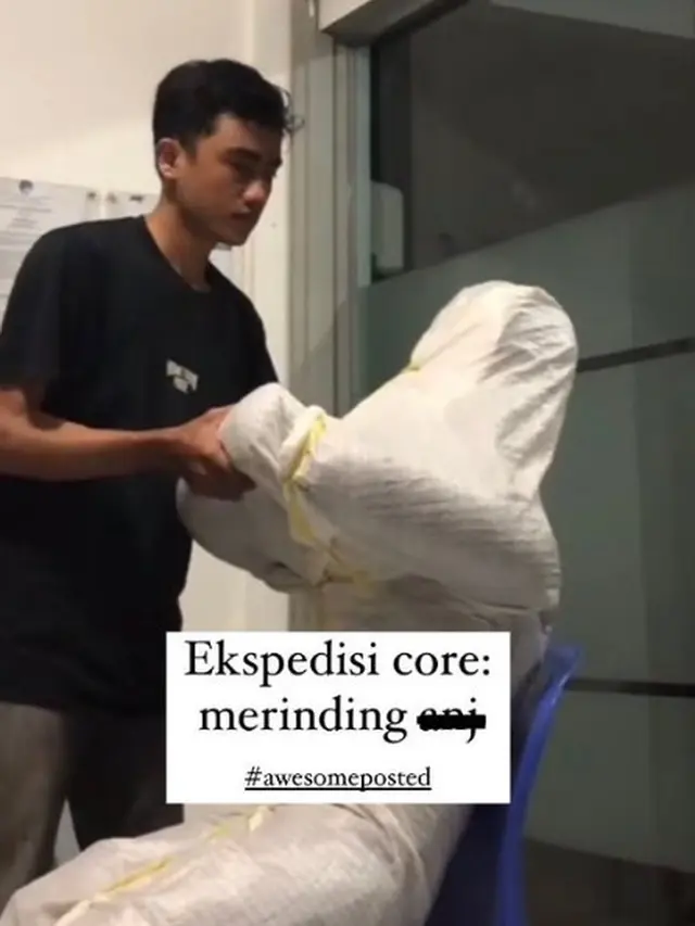 7 Potret Paket Beli Barang Online Ini Absurd Banget, Bikin Tepuk Jidat