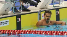 Perenang Indonesia, I Gede Siman Sudartawa usai pertandingan  gaya punggung 50 meter putra.Asian Games 2018 di Stadion Akuatik GBK, Jakarta, Senin (20/8). Iman mencatat waktu 25.29 detik dan berada di peringkat lima. (merdeka.com/Arie Basuki)