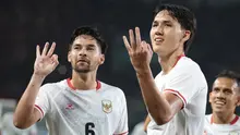 Striker timnas Indonesia Mitchell Baker merayakan hattrick ke gawang Kamboja pada laga Piala AFF 2026 di Stadion Pakansari, Senin (27/7/2026). (Kapanlagi/Budi Santoso)