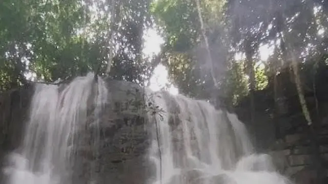 Air Terjun Ai Moun Ni Ohoi