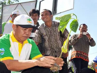Bupati Tulang Bawang Peringati Hari Lingkungan Hidup