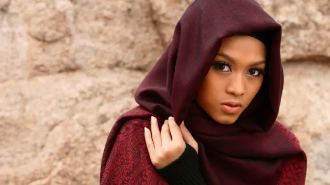 Sentuhan Hijab Coklat Buat Style Kamu Makin Manis