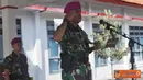 Citizen6, Surabaya: Sekitar 50 siswa Dikmaba PK Angkatan ke-31 TA. Korps Marini menjalani upacara penutupan pendidikan di lapangan apel Pusdik Infanteri Kodikmar Gunungsari Surabaya, Selasa (4/9). (Pengirim: Penkobangdikal)