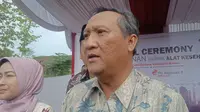 Direktur Utama PT RNI B Didik Prasetyo usai melakukan ground breaking pabrik alkes di eks pabrik gula Kersana Brebes. Foto (Liputan6.com / Panji Prayitno)