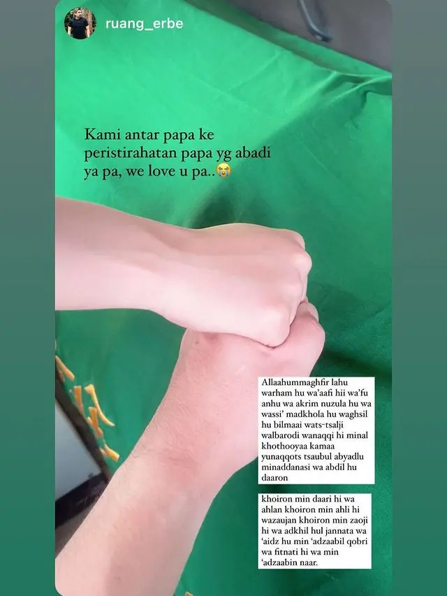 Penuh Momen Haru, Ini 7 Potret Pemakaman Ayah Dea Annisa
