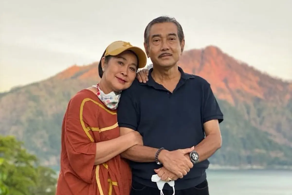 7 Potret Terbaru Jenny Rachman Aktris Senior yang Kini Tekuni Dunia YouTuber