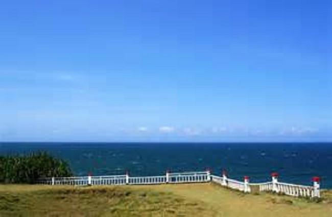 10 Pantai Cantik Garut Selatan Memikat Tapi Berbahaya