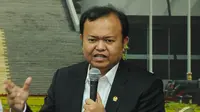 Anggota DPR Fraksi Partai Nasdem Patrice Rio Capella saat menjadi pembicara pada diskusi "Nasib Perpu Pilkada Pasca Munas Golkar" di Gedung Parlemen, Senayan, Jakarta, Jumat (5/12/2014). (Liputan6.com/Andrian M Tunay)