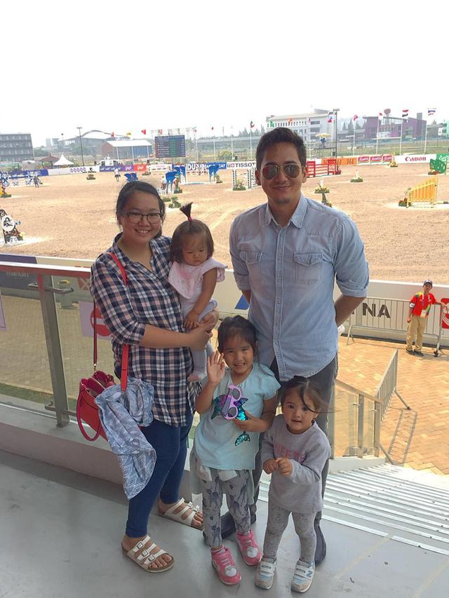 Potret harmonis keluarga Rama Michael dan Chika Friska Sanjaya