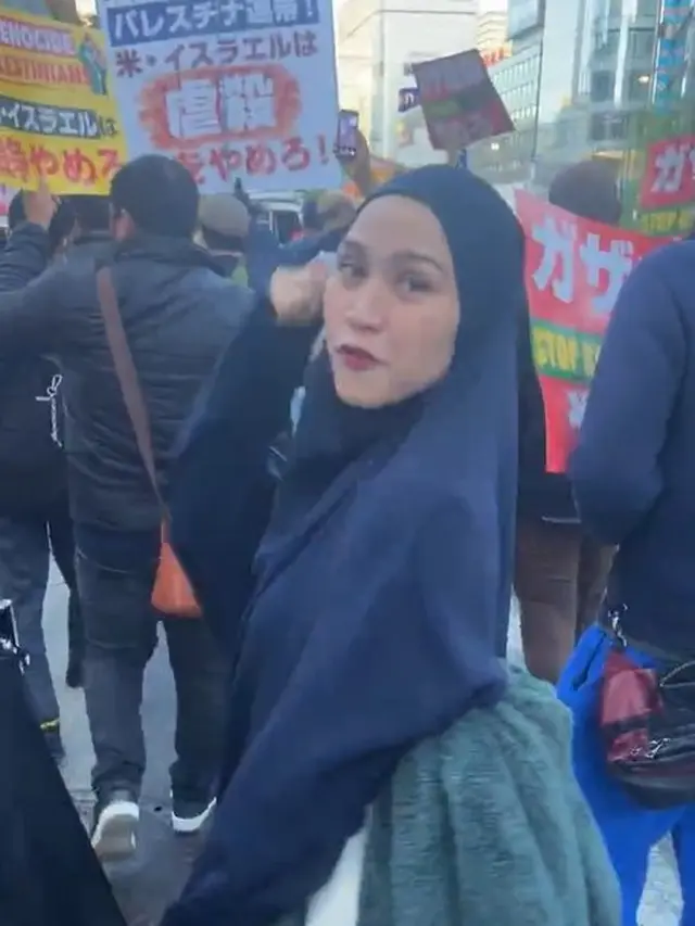 Zaskia Adya Mecca ikut aksi bela Palestina (Instagram/zaskiaadyamecca)