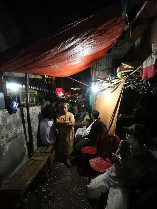 Tangkiwood merupakan sebuah daerah yang berada di kelurahan Tangki di daerah Mangga Besar, Jakarta Barat. Jika diibaratkan, Tangkiwood ini seperti Hollywood di Amerika dan Bollywood di India. (Bambang E.Ros/Bintang.com)