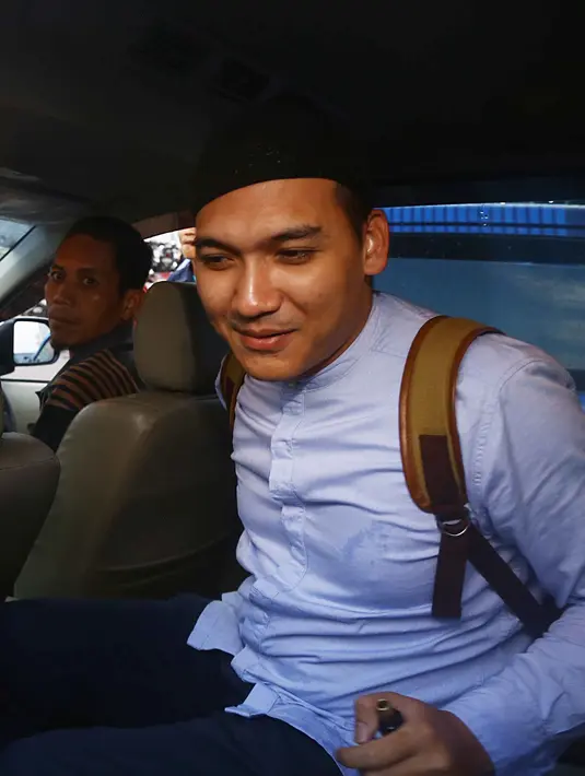 Pemeran Miko dalam film Kota Tua Jakarta itu, mengisahkan bahwa Caca dirasa pas menjadi pendamping hidupnya kelak. Bahkan ia mengaku telah banyak pergorbanan yang dikeluarkan demi janda satu anak itu. (Nurwahyunan/Bintang.com)