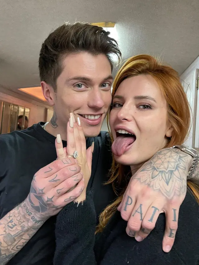 Bella Thorne dan Benjamin Mascolo. (Instagram/ b3nm)