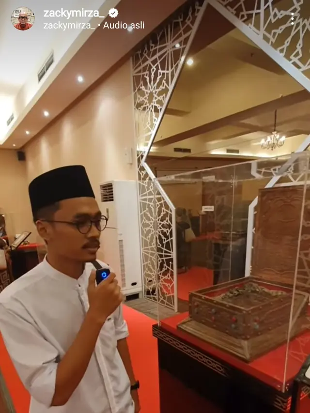 Ustaz Zacky Mirza Hadirkan Pameran Barang Peninggalan Rasulullah, Dari Potongan Sorban Hingga Ekstrak Keringat yang Mewangi