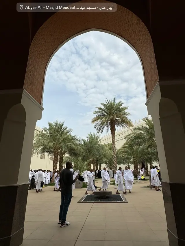 7 Momen Lula Lahfah Jalani Ibadah Umrah Bareng Sahabat, Banjir Sorotan Netizen