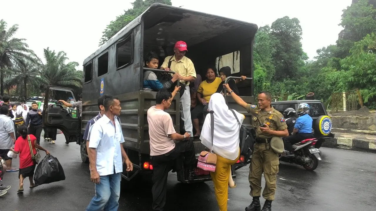 Penumpang Terlantar