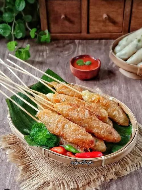 Sepiring sempol ayam