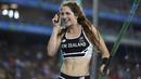 Eliza McCartney saat tampil pada final  Olimpiade Rio 2016 di Olimpic Stadium, Brasil, (20/8/2016). (REUTERS/Kai Pfaffenbach)