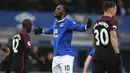 5. Everton (87 Gol). Everton mengontrak permanen Romelu Lukaku pada musim 2014/2015 setelah 1 musim peminjamannnya. Selama 3 musim di Everton, Romelu Lukaku tumbuh menjadi striker tajam. Hingga kontraknya berakhir pada akhir musim 2016/2017, 87 gol dicetaknya dalam 166 penampilan. (AFP/Paul Ellis)