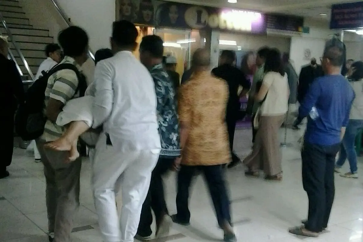 Lift jatuh
