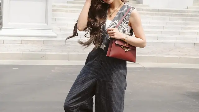 Tas Hermes Kelly yang dimiliki Mahlini. [@mahaliniraharja]