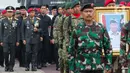Bertindak sebagai Inspektur Upacara pada pemakaman mantan Kepala Badan Nasional Penanggulangan Bencana (BNPB) Letjen TNI (Purn) Doni Monardo adalah Panglima TNI Jenderal Agus Subiyanto. (Liputan6.com/Herman Zakharia)
