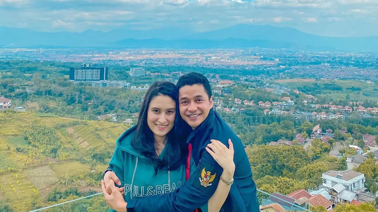 Honeymoon Saat Pandemi, Ini 7 Momen Mesra Bulan Madu Adly Fayruz dan Angbeen Rishi
