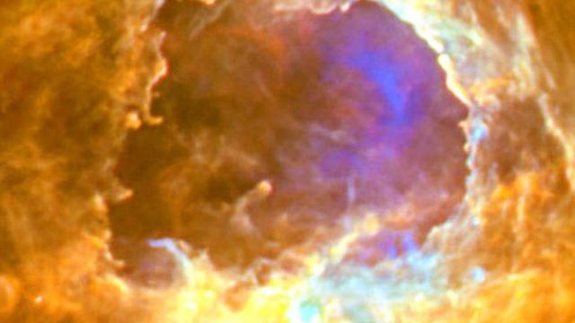 Penampakan Wajah di Antara Nebula di Angkasa Luar, Hantu Alien?