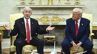 Presiden Amerika Serikat (AS) dan Perdana Menteri Israel, Benjamin Netanyahu, di Gedung Putih pada Senin (7/4/2025). (Dok. Pool via AP)