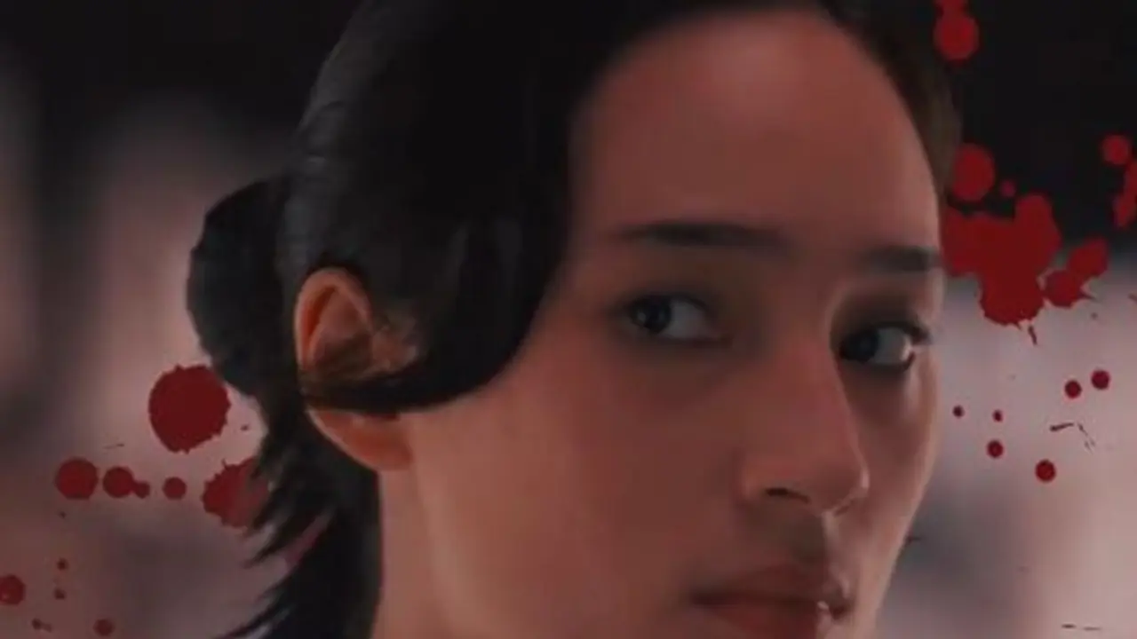 Peran Ikonik Tatjana Saphira di Berbagai Film, Ada Perempuan Bergaun Merah