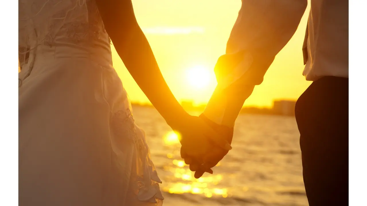 Bukan Sekadar Bertahan, Cinta Juga Butuh Diperjuangkan