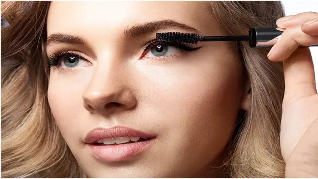 Cara Make Up Natural Untuk Wajah Bulat