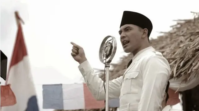 Ario Bayu dalam film Soekarno