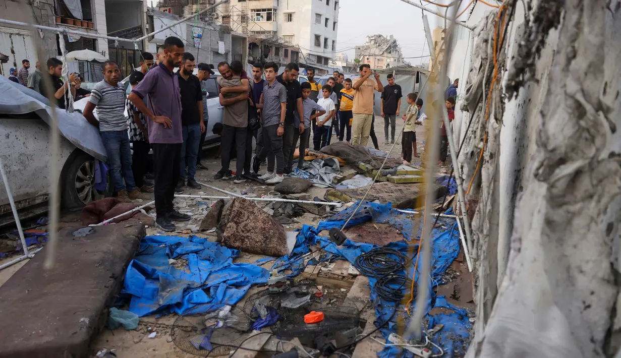 Al Jazeera menyerukan kepada komunitas internasional dan semua organisasi terkait untuk mengambil langkah tegas guna menghentikan genosida yang sedang berlangsung dan mengakhiri penargetan yang disengaja terhadap para jurnalis. (BASHAR TALEB/AFP)