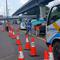 Penghentian rekayasa lalu lintas contraflow di jalan Tol Jakarta-Cikampek. (Antara)