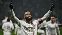 Kompetisi kasta tertinggi sepak bola Prancis, Ligue 1 telah menyelesaikan pekan ke-23 pada 24 Februari 2024 lalu. Berbagai catatan menarik telah tersaji dalam 23 pekan yang telah dilalui. Seperti catatan para pemain yang sukses mencetak hattrick bagi klubnya di Ligue 1 musim ini. Hingga pekan ke-23 tercatat ada 5 pemain yang sukses membuat hattrick di Ligue 1 2023/2024. Siapa saja mereka? Ini dia daftar lengkap kelimanya. (AFP/Olivier Cassignole)