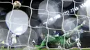 Bermain di kandang sendiri, Chelsea mencoba langsung tampil agresif sejak awal pertandingan. The Blues pun tercatat mendominasi jalannya laga dengan penguasaan bola mencapai 57 persen. (AFP/Glyn Kirk)