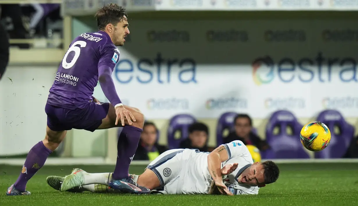 Laga Fiorentina vs Inter ini merupakan laga lanjutan dari pertandingan Desember lalu. Saat itu, pertandigan disetop akibat Eduardo Bove kolaps di lapangan pada menit ke-17. (Massimo Paolone/LaPresse via AP)