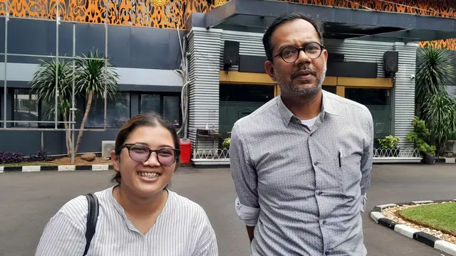 Direktur Lokataru Haris Azhar dan Koordinator Kontras Fatia Maulidiyanti