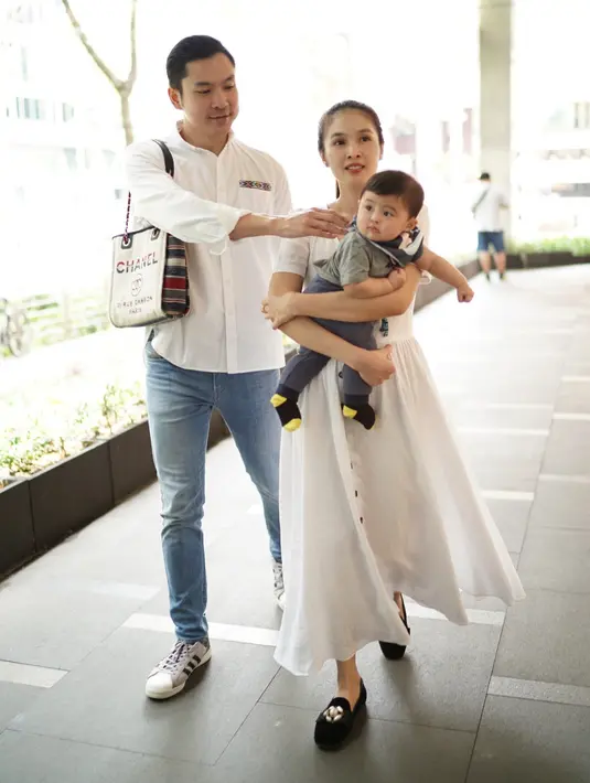 (Instagram/sandradewi88)