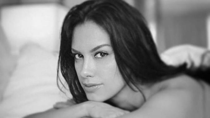 Sophia Latjuba Tetap Seksi di Usia Hampir 50, Ini Rahasianya - ShowBiz