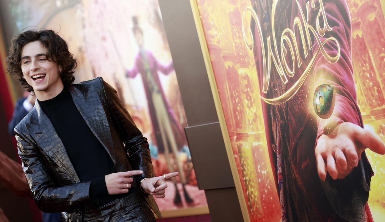 Mengikuti jejak Gene Wilder dan Johnny Depp, Timothee Chalamet berperan sebagai pembuat coklat terkenal di dunia dalam film baru yang mengeksplorasi asal usul karakter Roald Dahl. (Michael Tran / AFP)