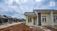 Suasana perumahan subsidi di kawasan Klapanunggal, Kabupaten Bogor, Jawa Barat, Rabu (16/6/2021). Bantuan terdiri dari Fasilitas Likuiditas Pembiayaan Perumahan, Bantuan Pembiayaan Perumahan Berbasis Tabungan, Subsidi Bantuan Uang Muka, dan Tabungan Perumahan Rakyat. (merdeka.com/Iqbal S. Nugroho)