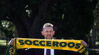 Saat ini, Timnas Australia berada di peringkat lima klasemen Grup C Kualifikasi Piala Dunia 2026. The Socceroos kalah dari Bahrain pada laga perdana dan imbang melawan Indonesia. (DAVID GRAY/AFP)