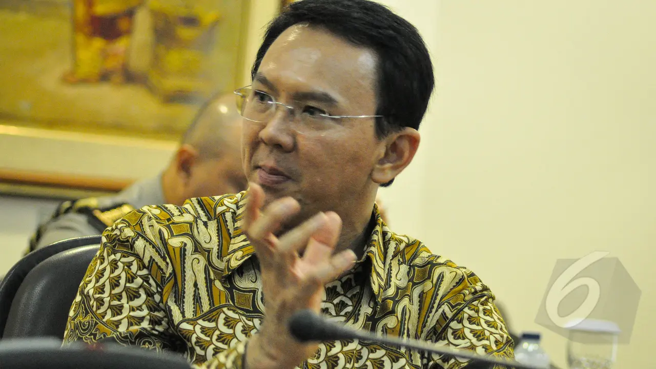 Jokowi Bahas Transportasi Massal Bareng Ahok di Istana