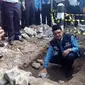 Wakil Bupati garut Helmi Budiman meletakan batu pertama pembangunan pintu perlintasan sebidang di Bangbayang, Garut beberapa waktu lalu (Liputan6.com/Jayadi Supriadin)