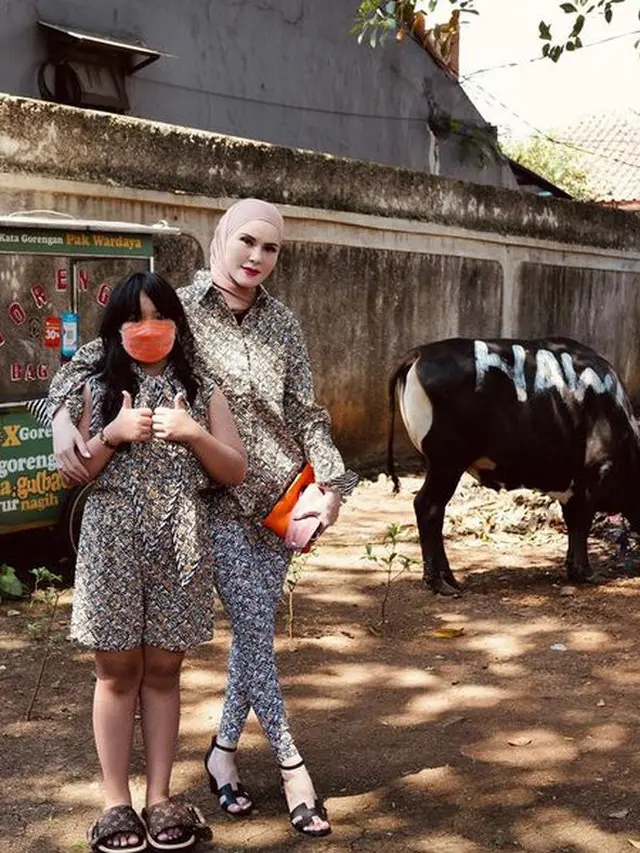 Liburan Angel Lelga dan Hawra