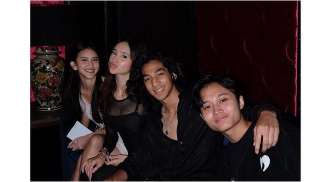 6 Potret Pesta Ultah Harleyava Princy ke-18, Rayakan Bareng Keluarga dan Sahabat