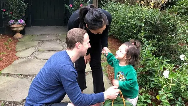 7 Potret Keseruan Keluarga Mark Zuckerberg yang Jarang Tersorot