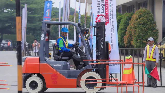 Supir Truk.
